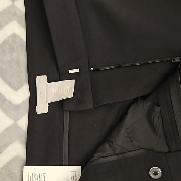 H&M | Black Dress Pants Slacks - Picture 4 of 5